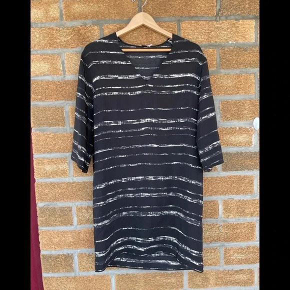 Vince 100% Silk Striped V-Neck Tunic Dress xs - Picture 1 of 6